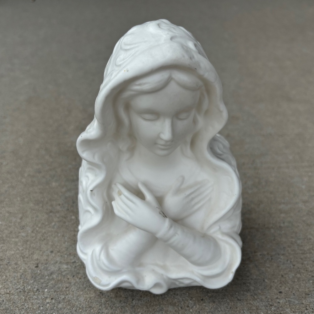 Madonna Planter/Vase